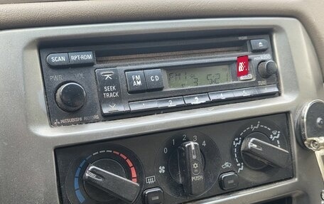 Mitsubishi Galant VIII, 2003 год, 320 000 рублей, 13 фотография