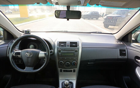 Toyota Corolla, 2011 год, 1 100 000 рублей, 17 фотография