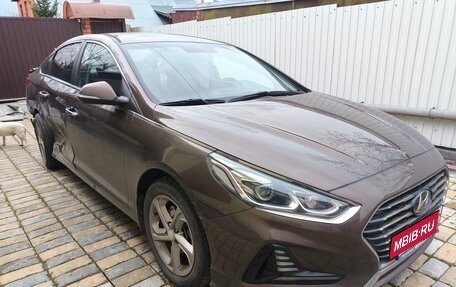 Hyundai Sonata VII, 2017 год, 700 000 рублей, 2 фотография