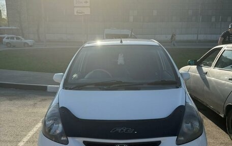 Honda Fit III, 2003 год, 345 000 рублей, 2 фотография
