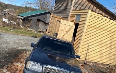 Mercedes-Benz W124, 1990 год, 180 000 рублей, 1 фотография