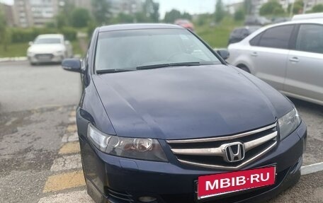 Honda Accord VII рестайлинг, 2007 год, 1 000 000 рублей, 1 фотография