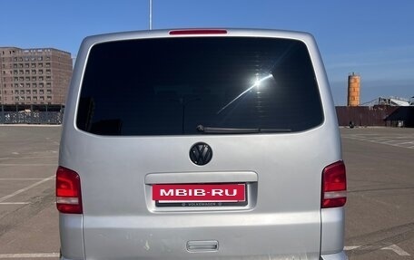 Volkswagen Multivan T5, 2010 год, 1 750 000 рублей, 4 фотография