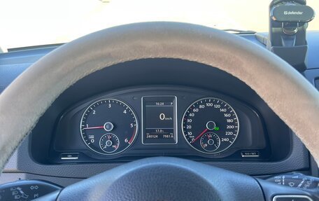 Volkswagen Multivan T5, 2010 год, 1 750 000 рублей, 16 фотография