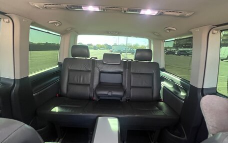 Volkswagen Multivan T5, 2010 год, 1 750 000 рублей, 23 фотография