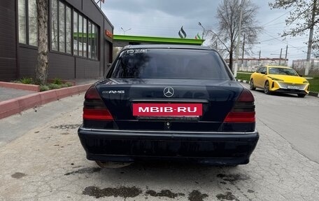 Mercedes-Benz C-Класс, 1998 год, 150 000 рублей, 2 фотография