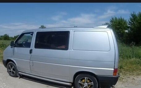 Volkswagen Transporter T4, 1993 год, 550 000 рублей, 4 фотография