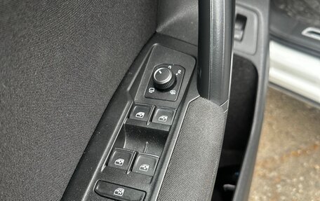 Volkswagen Tiguan II, 2019 год, 2 390 000 рублей, 8 фотография