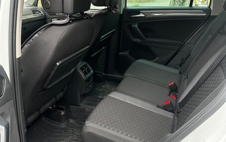 Volkswagen Tiguan II, 2019 год, 2 390 000 рублей, 9 фотография