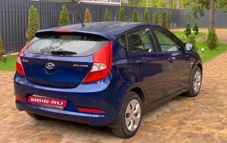 Hyundai Solaris II рестайлинг, 2015 год, 750 000 рублей, 3 фотография