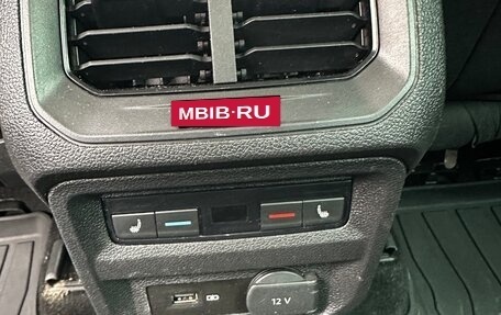 Volkswagen Tiguan II, 2019 год, 2 390 000 рублей, 10 фотография