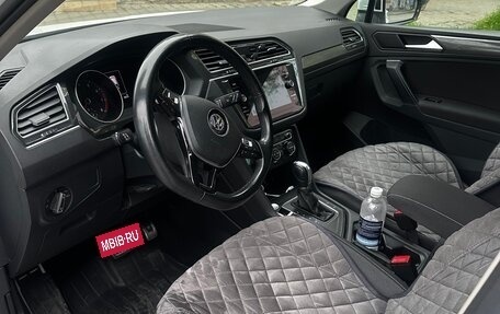 Volkswagen Tiguan II, 2019 год, 2 390 000 рублей, 5 фотография