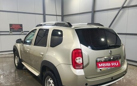 Renault Duster I рестайлинг, 2014 год, 950 000 рублей, 2 фотография