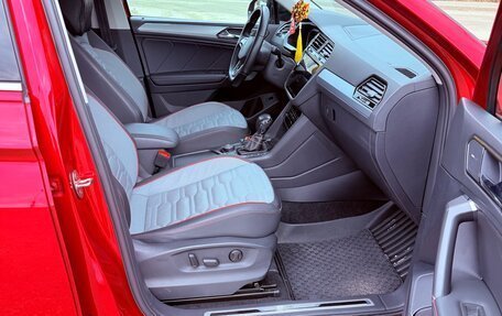 Volkswagen Tiguan II, 2020 год, 4 500 000 рублей, 25 фотография
