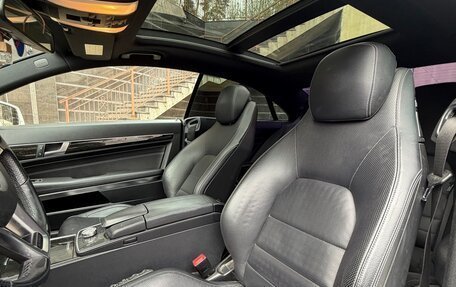 Mercedes-Benz E-Класс, 2013 год, 1 800 000 рублей, 10 фотография