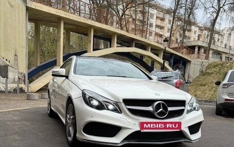 Mercedes-Benz E-Класс, 2013 год, 1 800 000 рублей, 3 фотография