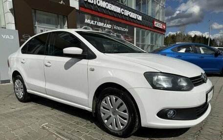 Volkswagen Polo VI (EU Market), 2013 год, 677 250 рублей, 5 фотография