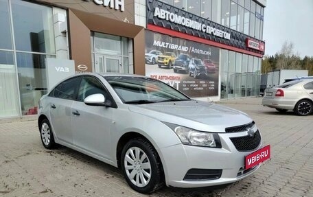 Chevrolet Cruze II, 2011 год, 660 000 рублей, 5 фотография