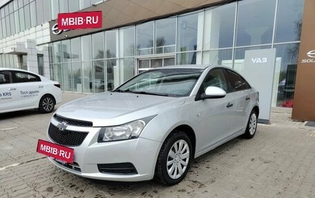 Chevrolet Cruze II, 2011 год, 660 000 рублей, 3 фотография