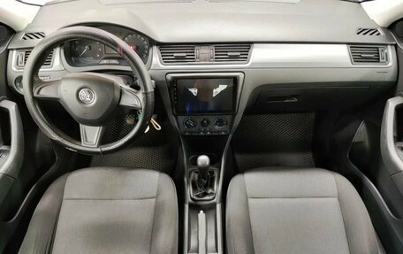 Skoda Rapid I, 2015 год, 758 080 рублей, 14 фотография