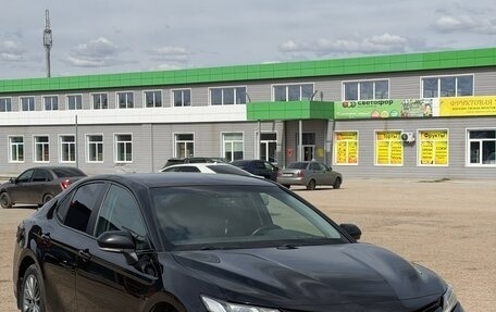 Toyota Camry, 2018 год, 2 500 000 рублей, 3 фотография