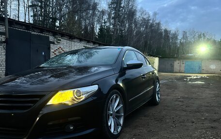 Volkswagen Passat CC I рестайлинг, 2011 год, 999 999 рублей, 1 фотография