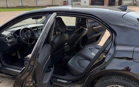 Toyota Camry, 2018 год, 2 500 000 рублей, 12 фотография