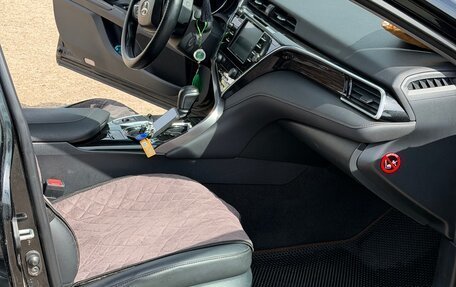Toyota Camry, 2018 год, 2 500 000 рублей, 23 фотография