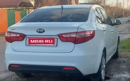 KIA Rio III рестайлинг, 2014 год, 725 000 рублей, 5 фотография