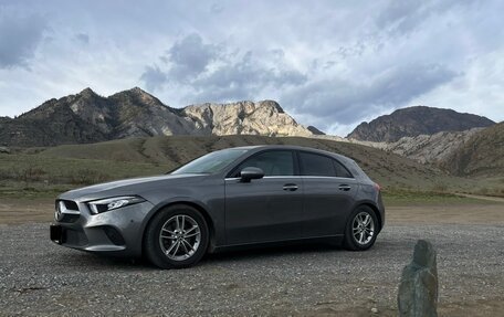 Mercedes-Benz A-Класс, 2018 год, 1 760 000 рублей, 16 фотография