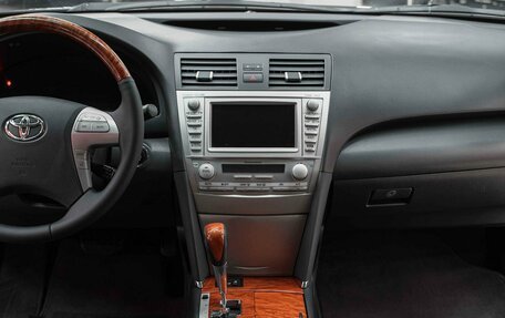 Toyota Camry, 2011 год, 1 150 000 рублей, 12 фотография