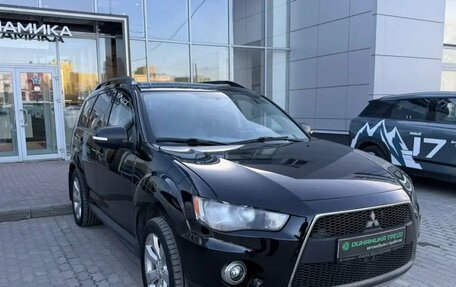 Mitsubishi Outlander III рестайлинг 3, 2012 год, 1 131 000 рублей, 3 фотография