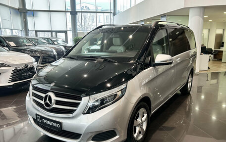 Mercedes-Benz V-Класс, 2018 год, 4 759 000 рублей, 5 фотография