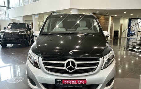 Mercedes-Benz V-Класс, 2018 год, 4 759 000 рублей, 6 фотография