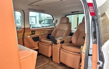 Mercedes-Benz V-Класс, 2018 год, 4 759 000 рублей, 16 фотография