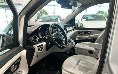Mercedes-Benz V-Класс, 2018 год, 4 759 000 рублей, 20 фотография