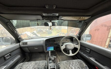 Toyota Hilux Surf III рестайлинг, 1993 год, 530 000 рублей, 3 фотография