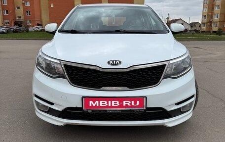 KIA Rio III рестайлинг, 2017 год, 980 000 рублей, 1 фотография