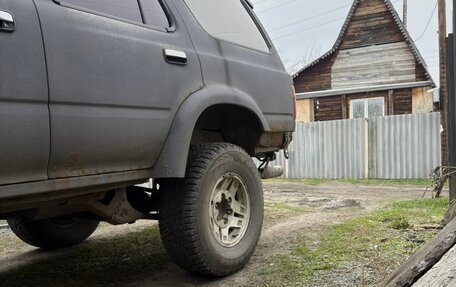 Toyota Hilux Surf III рестайлинг, 1993 год, 530 000 рублей, 12 фотография