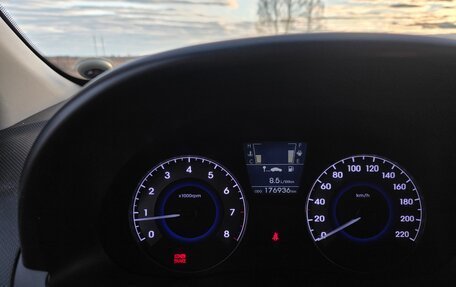 Hyundai Solaris II рестайлинг, 2013 год, 800 000 рублей, 6 фотография