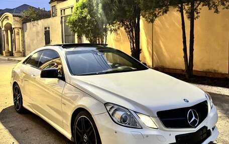 Mercedes-Benz E-Класс, 2011 год, 1 380 000 рублей, 7 фотография