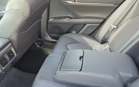 Toyota Camry, 2021 год, 3 550 000 рублей, 12 фотография