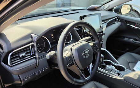 Toyota Camry, 2021 год, 3 550 000 рублей, 6 фотография