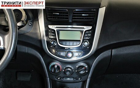 Hyundai Solaris II рестайлинг, 2011 год, 757 000 рублей, 10 фотография