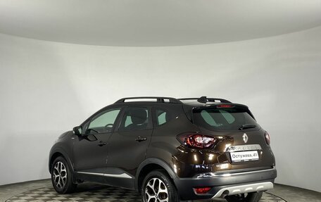 Renault Kaptur I рестайлинг, 2017 год, 1 230 000 рублей, 7 фотография