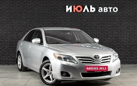 Toyota Camry, 2010 год, 1 300 000 рублей, 3 фотография