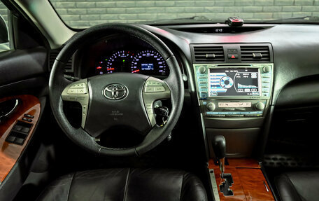 Toyota Camry, 2010 год, 1 300 000 рублей, 17 фотография
