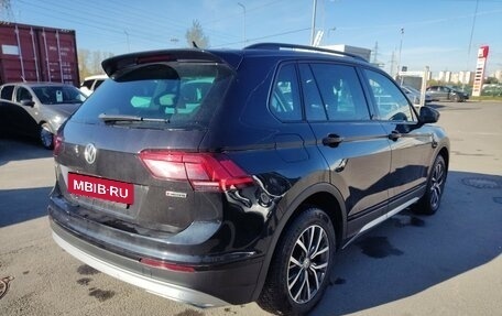 Volkswagen Tiguan II, 2019 год, 2 499 000 рублей, 5 фотография