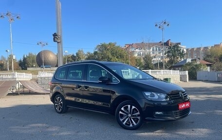 Volkswagen Sharan II, 2019 год, 2 399 000 рублей, 1 фотография