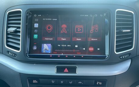 Volkswagen Sharan II, 2019 год, 2 399 000 рублей, 12 фотография